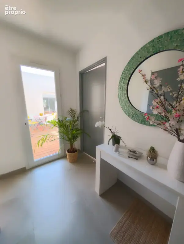 Entraigues-sur-la-sorgue   maison de plain-pied avec piscine - photo 2