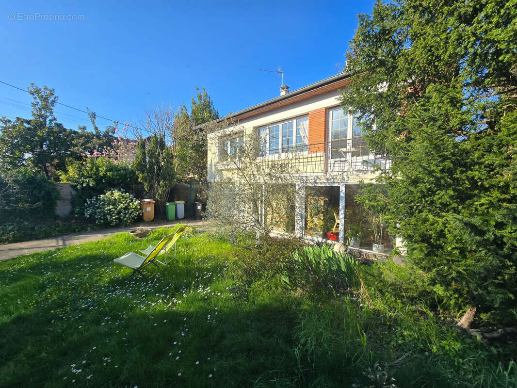 Maison à LES PAVILLONS-SOUS-BOIS