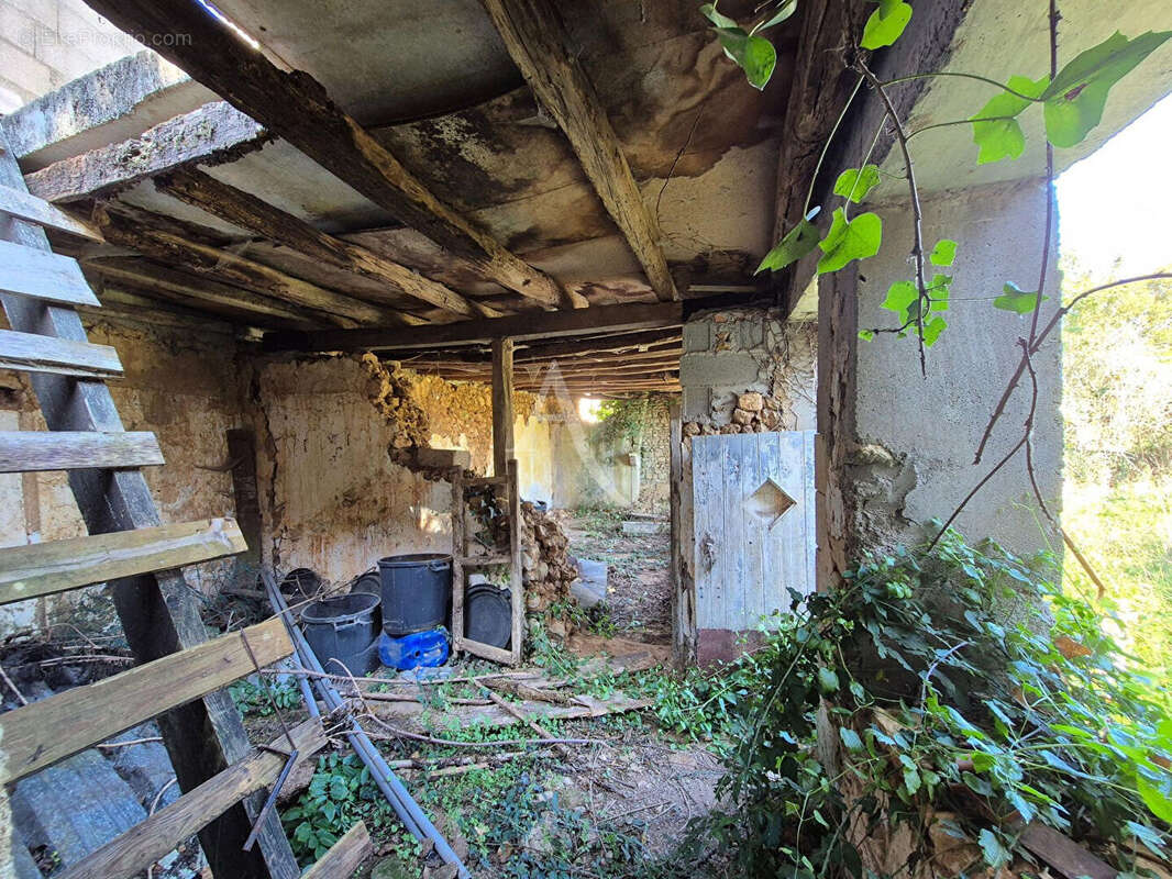 Maison à CURZAY-SUR-VONNE