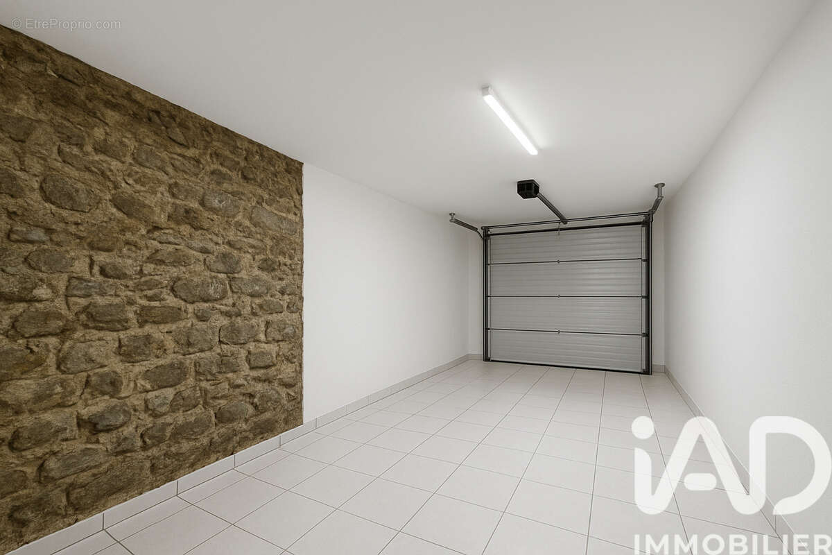 Photo 8 - Maison à SAINT-BROLADRE