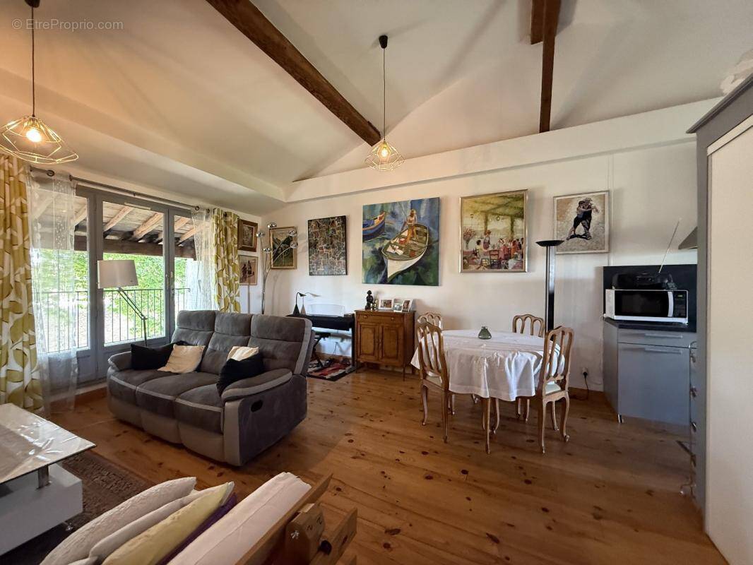 Appartement à CARCASSONNE