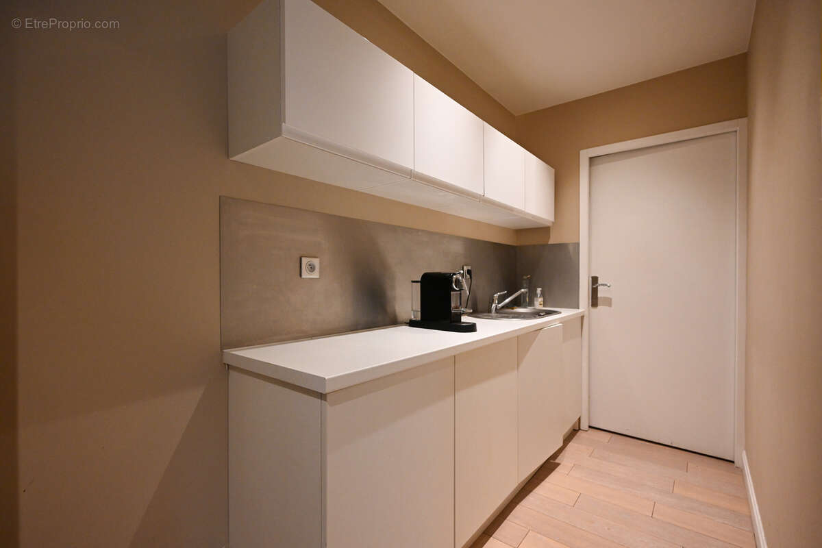 Commerce à BORDEAUX