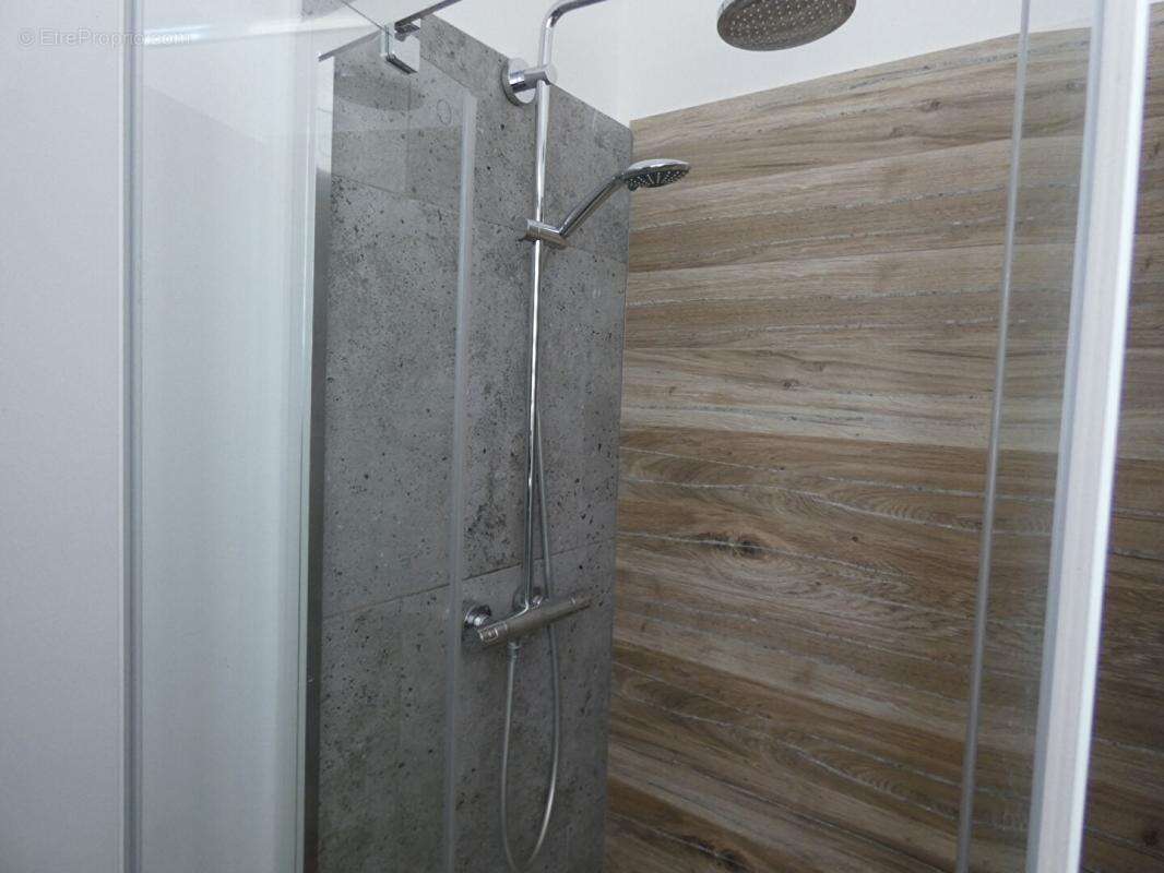 Maison à HOUDAN
