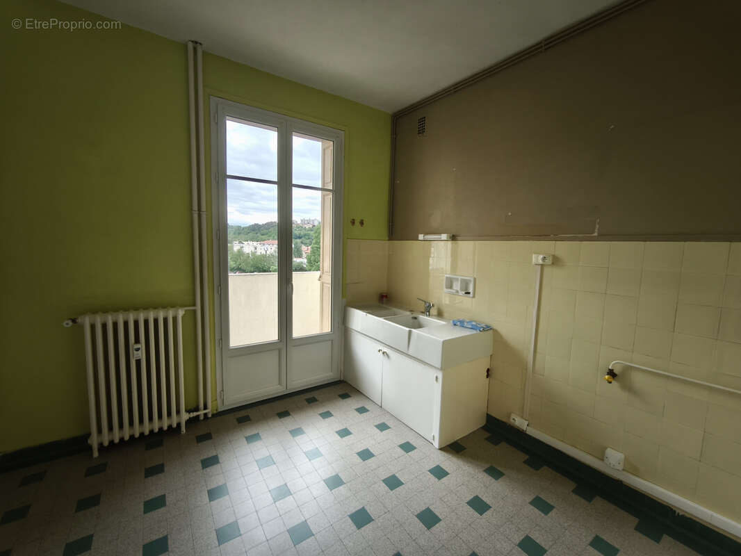 A visiter Place Bellevue appartement F3 - photo 3
