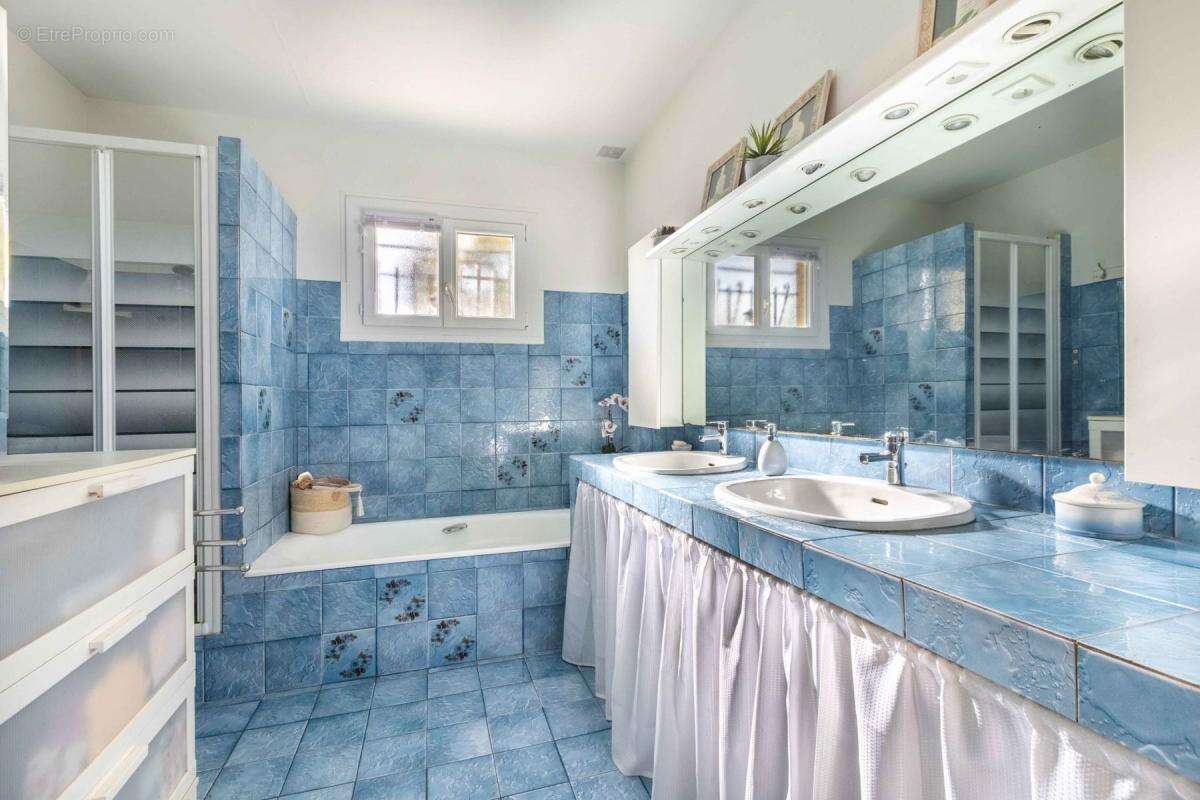 Maison à SAINT-LOUP-CAMMAS