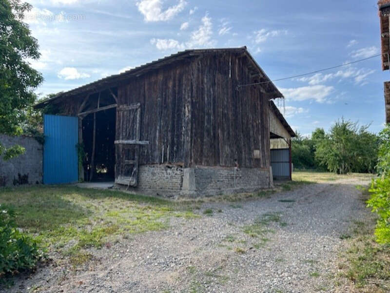 Maison à LUZILLAT