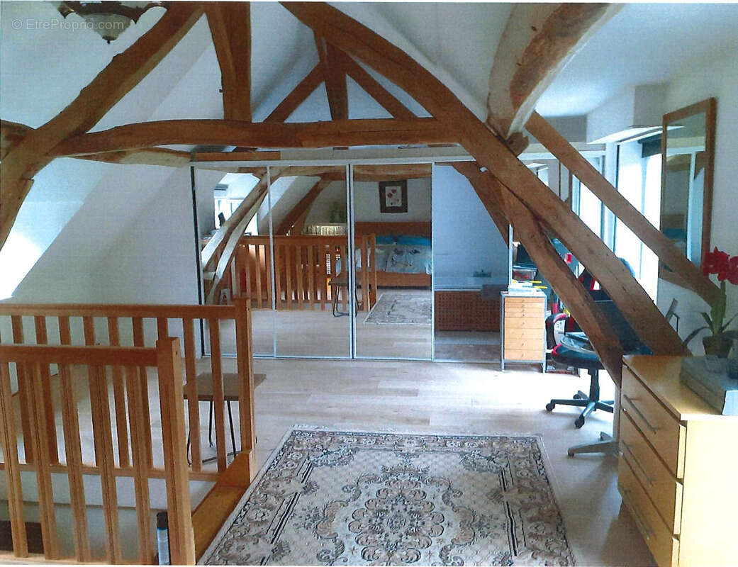 Maison à AVESNES-EN-VAL