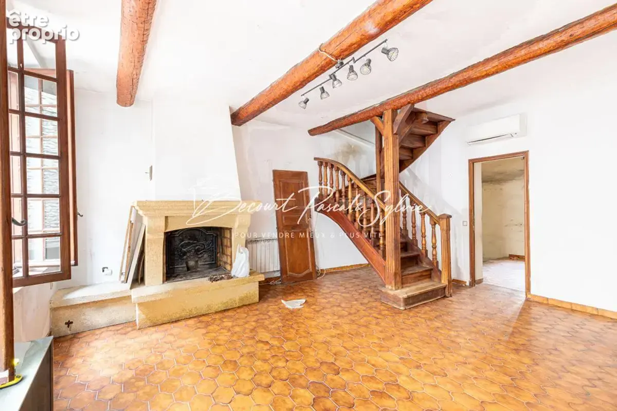 BAISSE DE PRIX - Immeuble de rapport  de 313 m2 avec commerce à Apt (84) - photo 6