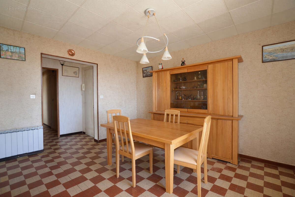 Appartement à MARSEILLE-12E
