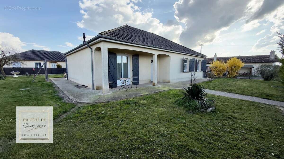 Maison à VOUE