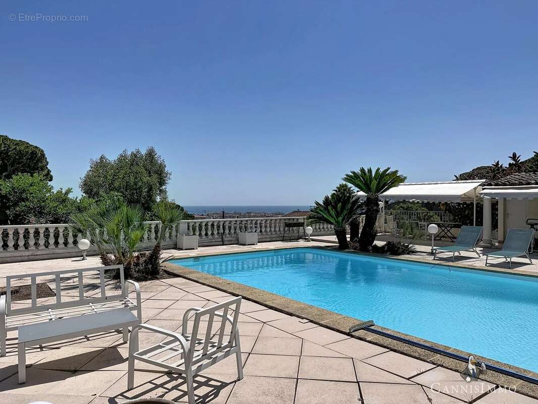 Maison à CANNES