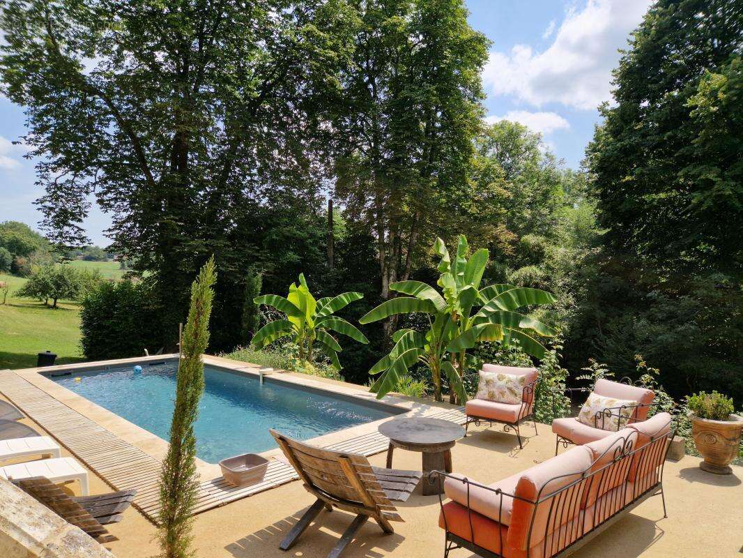 Maison à SAINTE-ALVERE