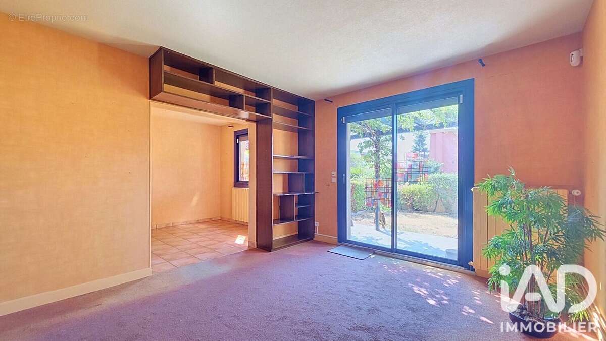 Maison 94 m² à Yzeure  - photo 2