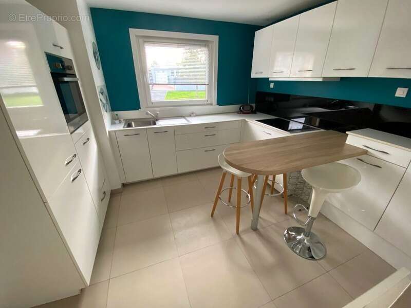 Maison à NEUVILLE-EN-FERRAIN