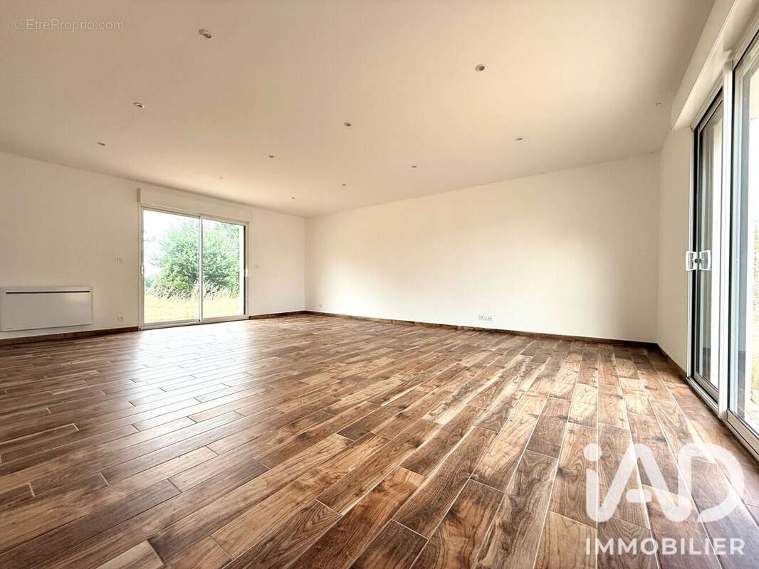 Maison 137 m² à Ligne  - photo 7