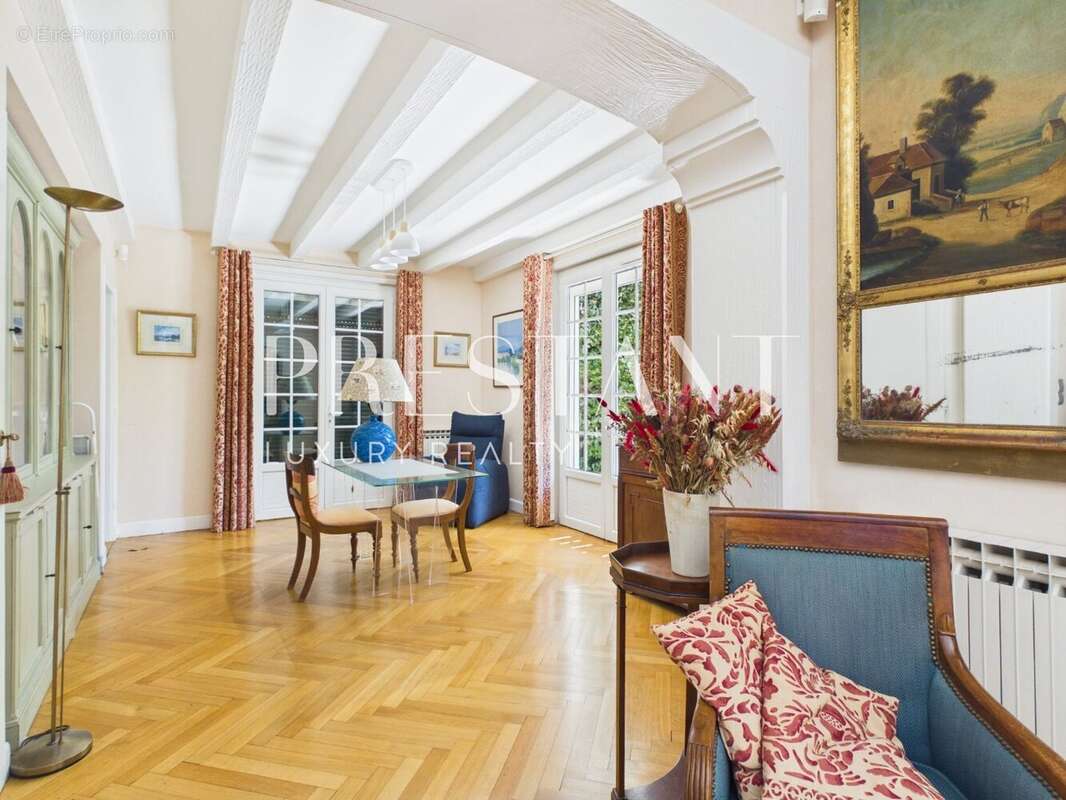 Maison à ARBONNE
