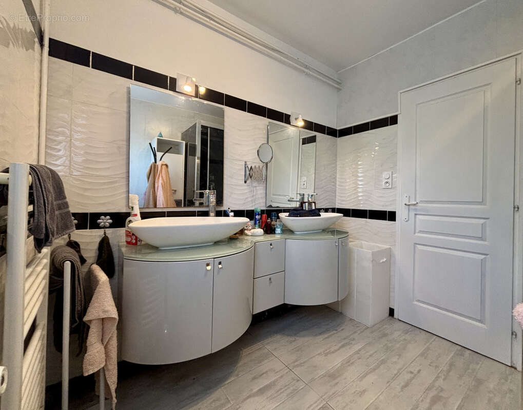 Maison à COULOUNIEIX-CHAMIERS