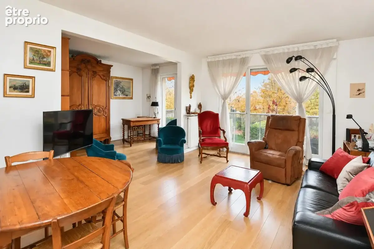 Bas de chatou 4 mn rer - appartement de  88 m² - 3 chambres - cave et parking - photo 3