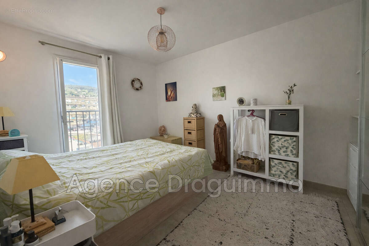 Appartement à DRAGUIGNAN