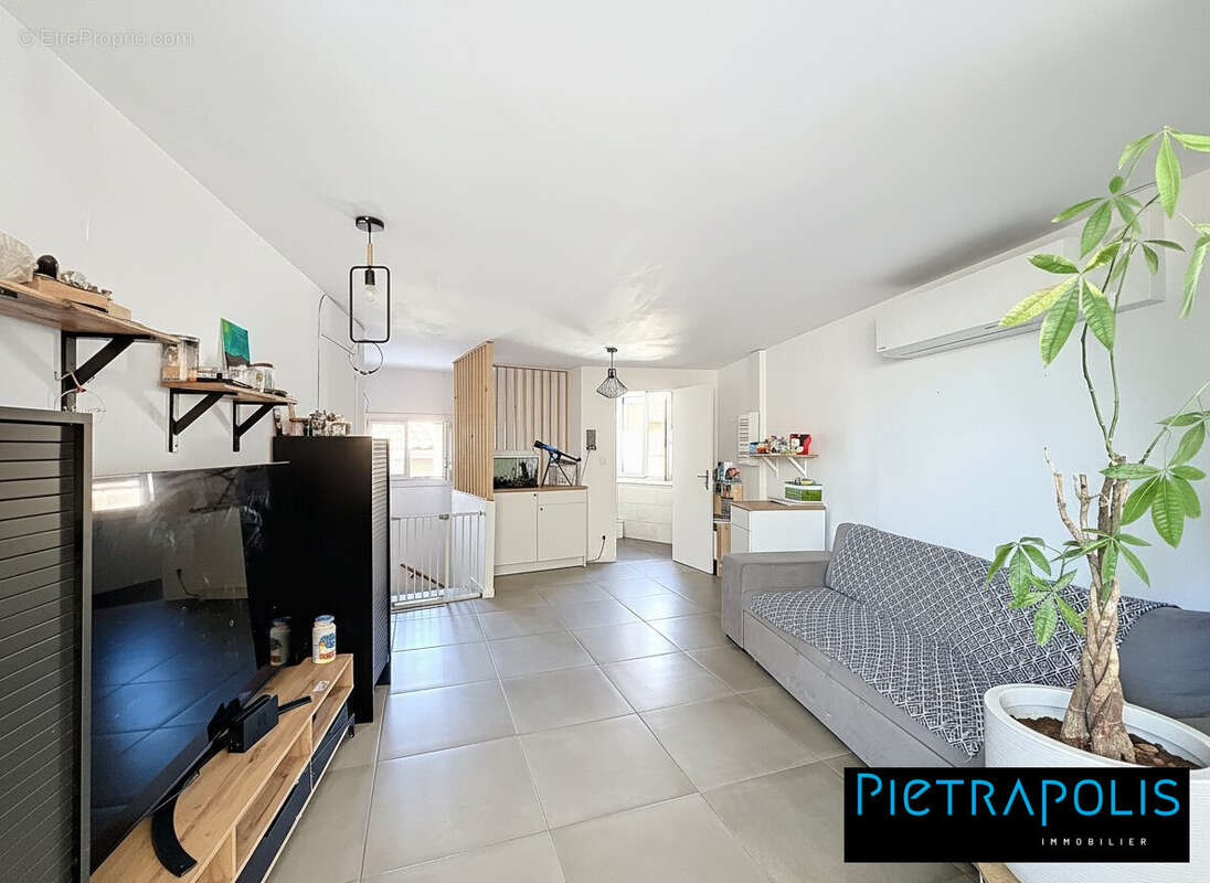 Appartement à VOURLES