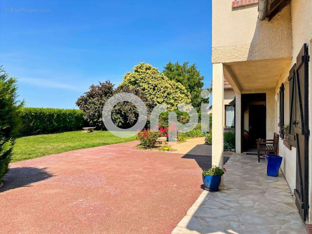 Maison à PACY-SUR-EURE