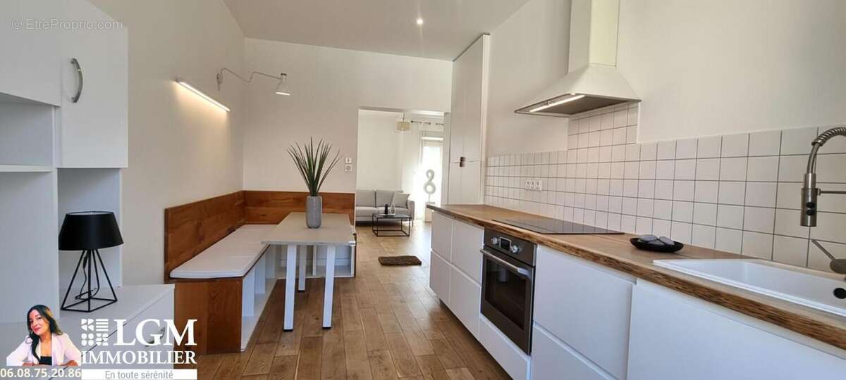 Appartement à MARSEILLE-2E