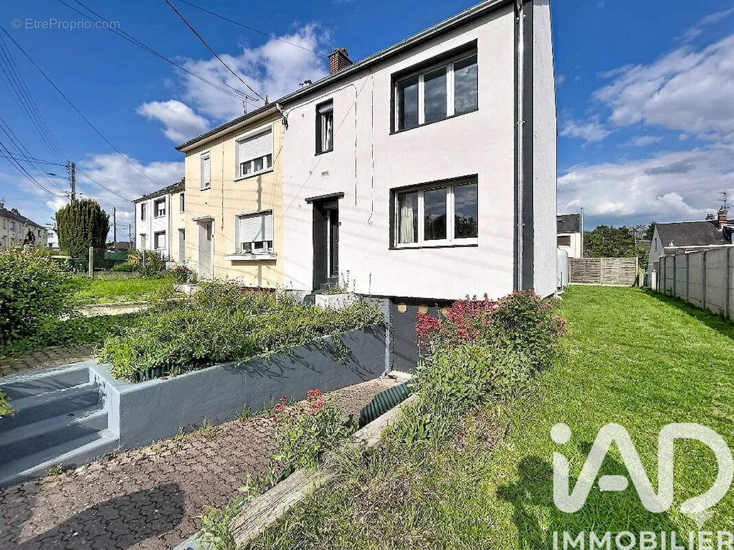 Photo 1 - Maison à RIVERY