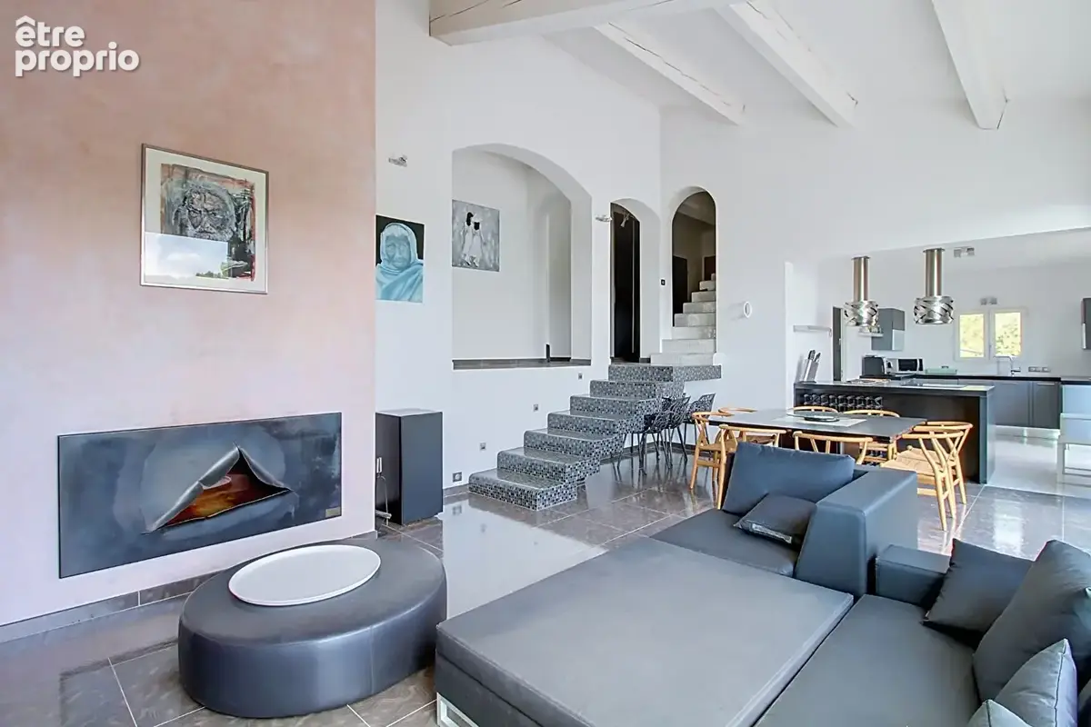 A VENDRE Maison Draguignan 5 pièces 158 m2 avec piscine - photo 6