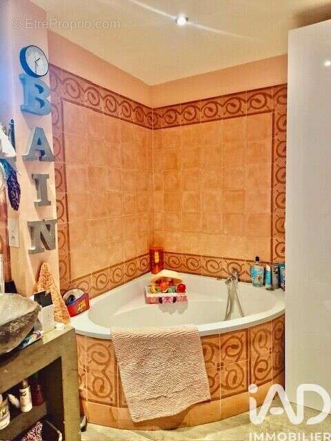 Photo 9 - Maison à SEPTEMES-LES-VALLONS