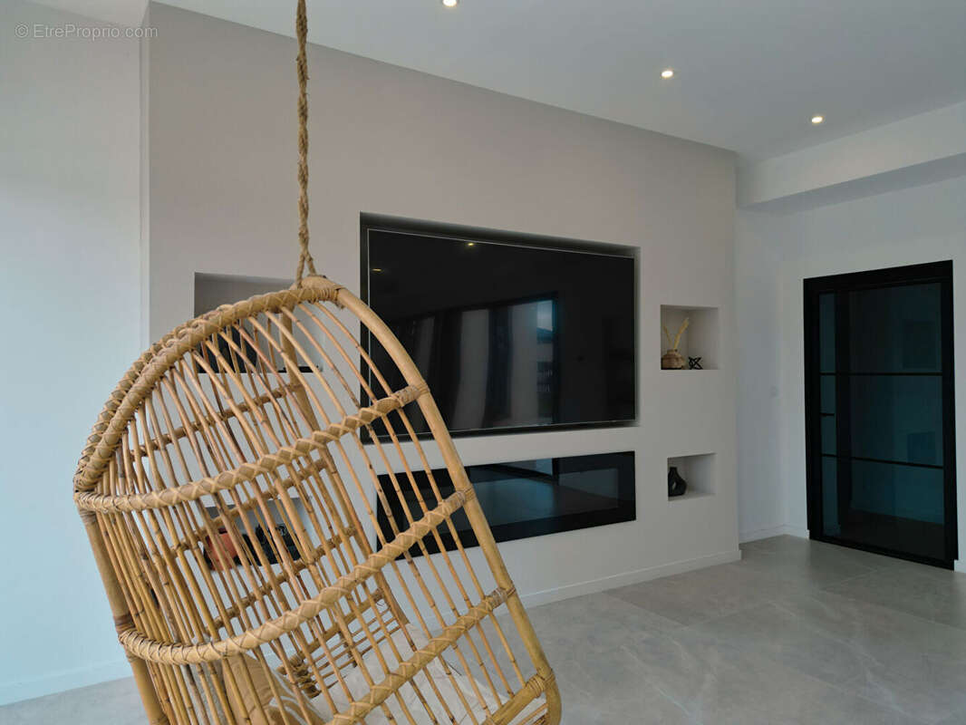 Maison à SAINT-CYR-SUR-LOIRE