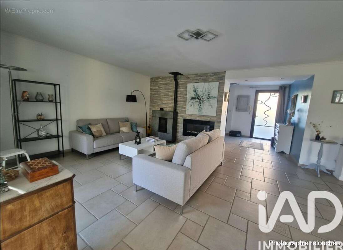 Maison 146 m² à La Garde  - photo 6