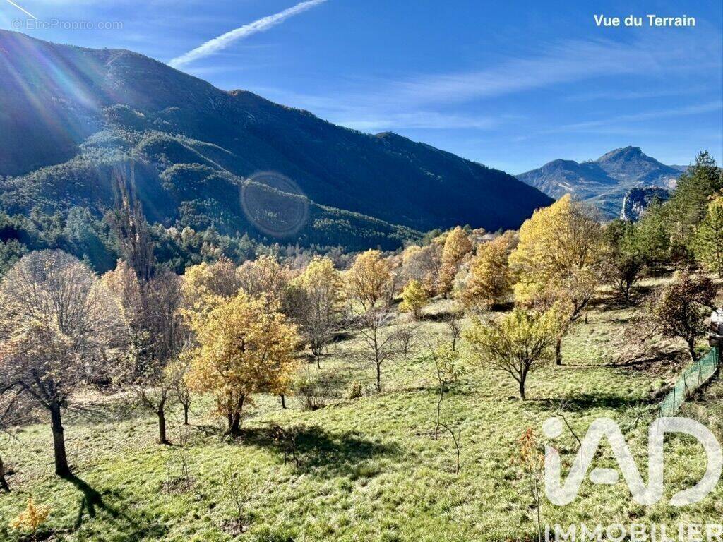 Photo 1 - Maison à CASTELLANE