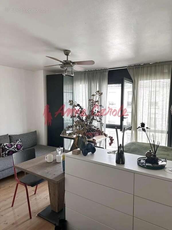 Appartement à PARIS-20E