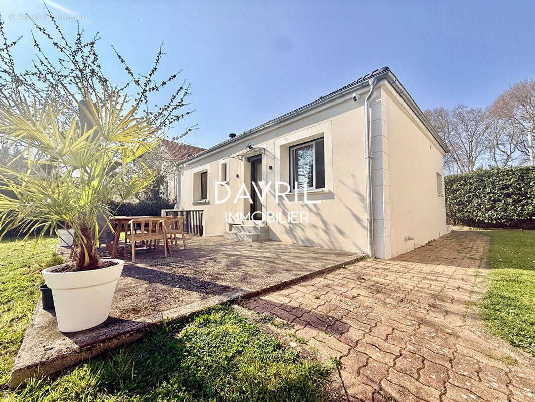 Maison à CONFLANS-SAINTE-HONORINE