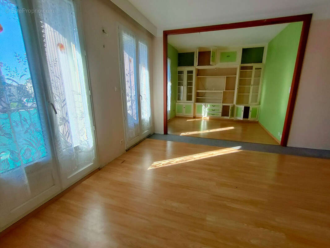 Maison à LA COQUILLE