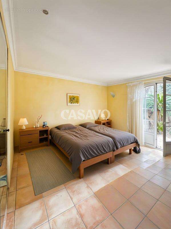 Maison à CARQUEIRANNE