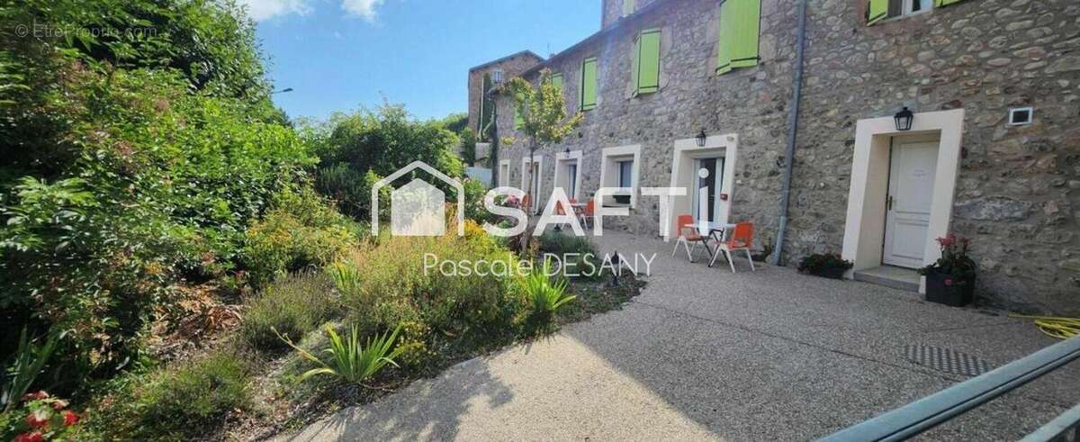 Photo 2 - Commerce à LAMASTRE