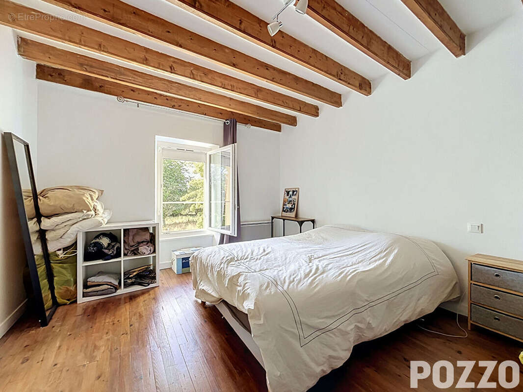 MARIGNY - Propriété de charme de 90 m² habitable dans un écrin de verdure de plus de 9 000 m² - photo 9