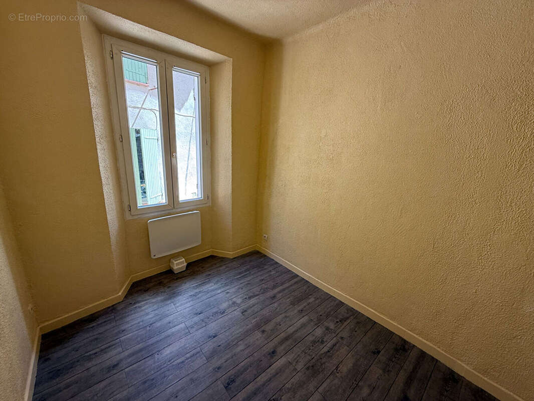 Appartement à SAINT-MAXIMIN-LA-SAINTE-BAUME