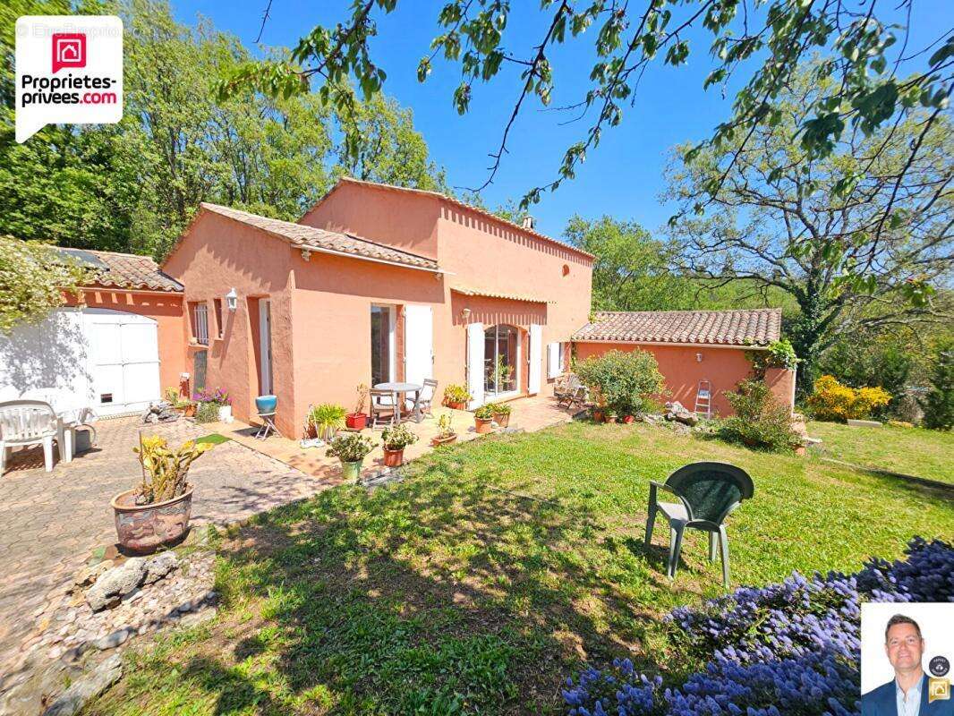 Maison à SAINT-CEZAIRE-SUR-SIAGNE