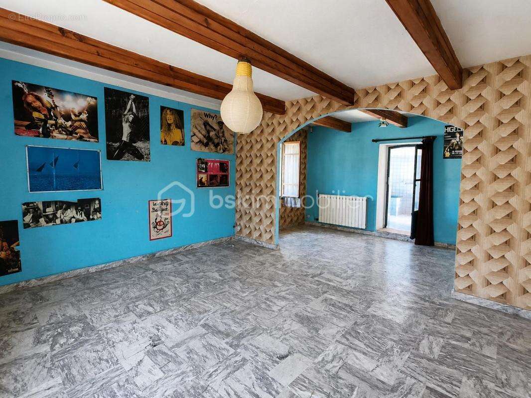 Maison de village avec terrain - terrasse et grand garage - photo 14