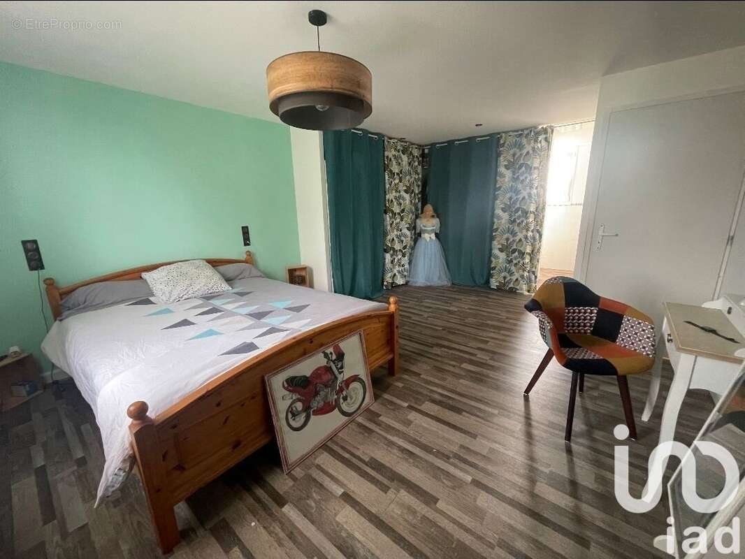 Photo 6 - Maison à LA CLISSE