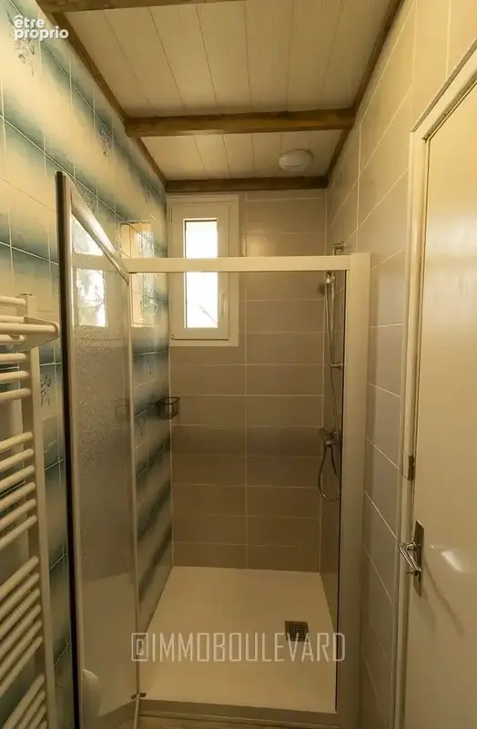 À vendre : Grande maison avec vue dégagée (63) - photo 22