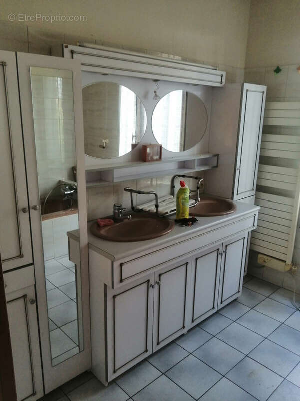 Maison à MAGNAC-LAVAL