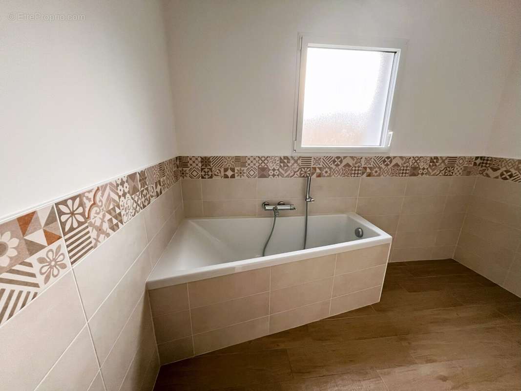 Maison à SAINTE-FLAIVE-DES-LOUPS