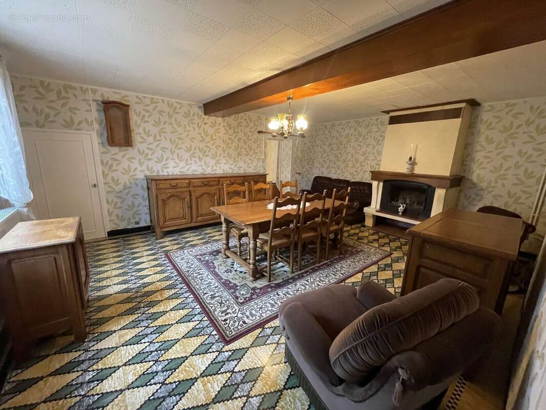 Maison à BAZUEL