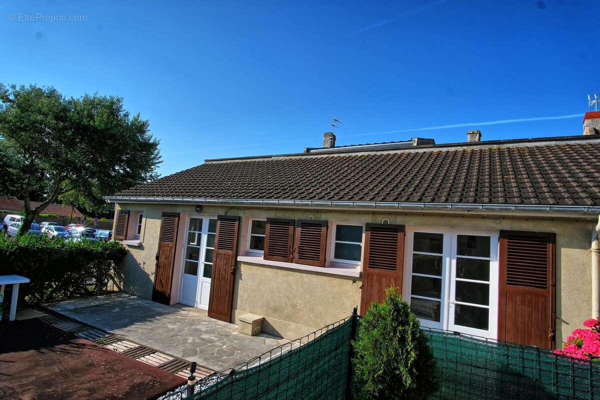 SAINT AUBIN SUR MER - Rez-de-jardin 32m² avec terrasse - photo 2