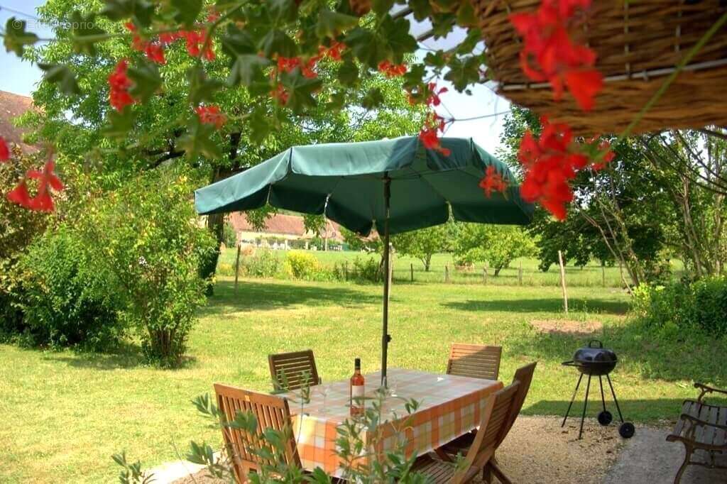 Maison à LES EYZIES-DE-TAYAC-SIREUIL