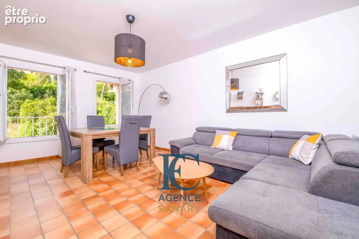 Appartement à SANARY-SUR-MER