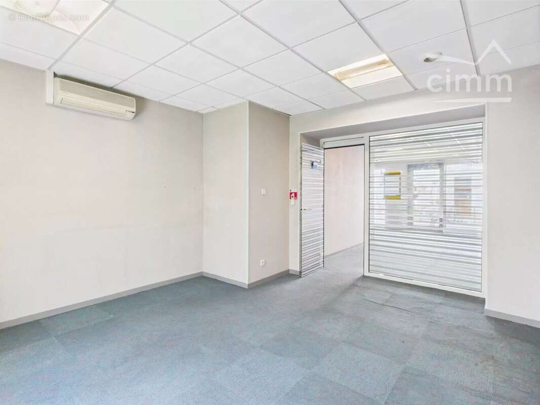 Commerce à SAINT-MARTIN-D&#039;HERES